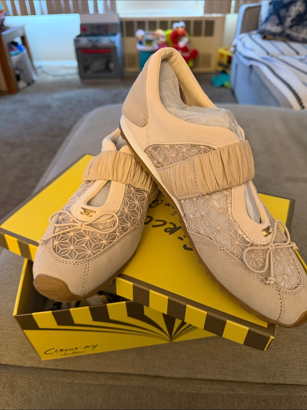 Circus by Sam Edelman Quilted Cream Slip-On Loafers with Bow